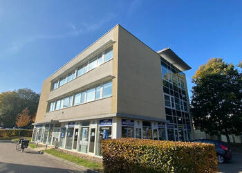 Publique 55696897 nr 1 - Attribut alt par défaut.