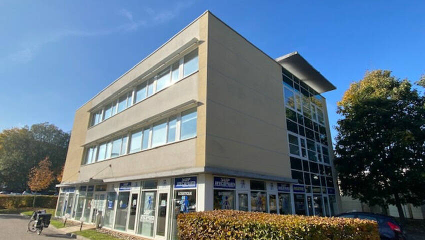 Publique 55696897 nr 1 - Attribut alt par défaut.