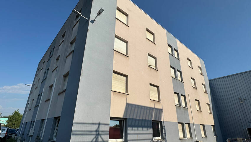 Publique 59278316 nr 1 - Attribut alt par défaut.