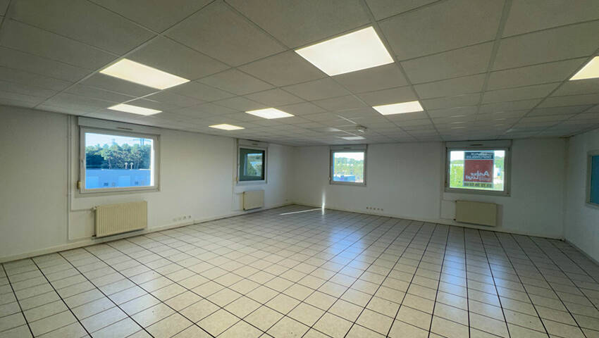 Publique 59278316 nr 3 - Attribut alt par défaut.