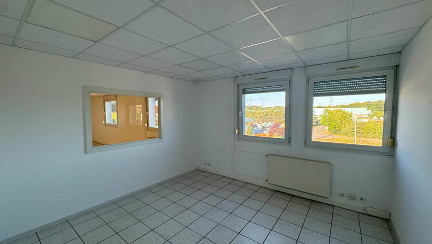 Publique 59278316 nr 5 - Attribut alt par défaut.