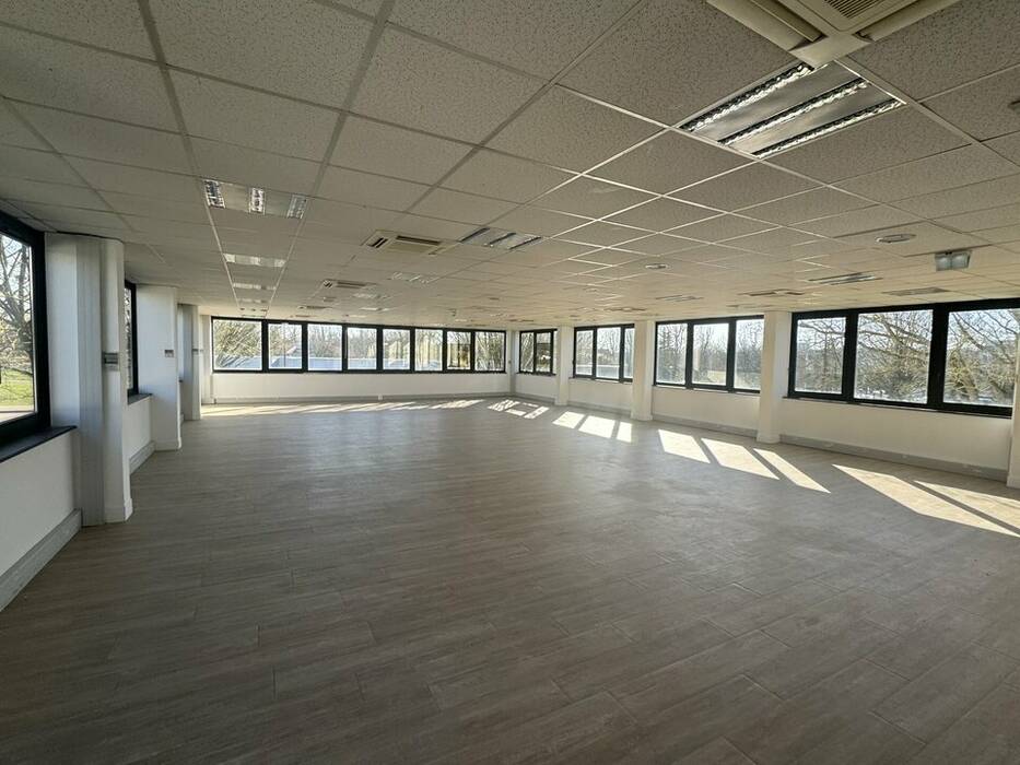 936589928 57 25745 10 - Attribut alt par défaut.