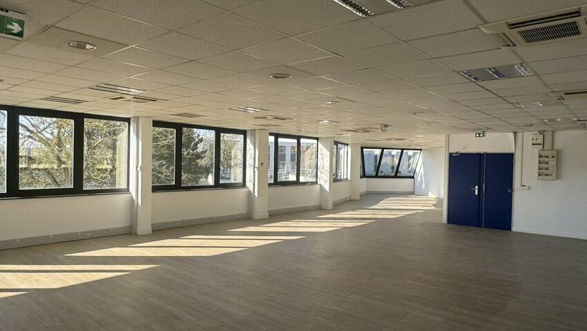 936594809 57 25745 11 - Attribut alt par défaut.