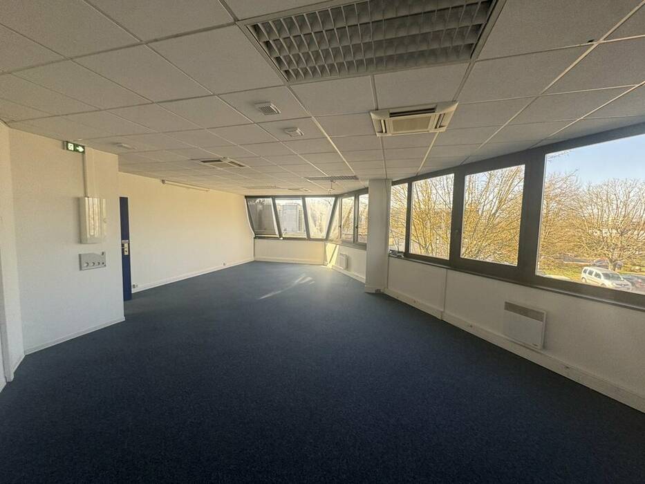 935649075 57 25746 10 - Attribut alt par défaut.