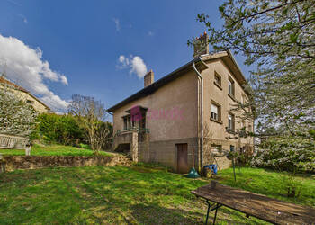 59824805b - Attribut alt par défaut.