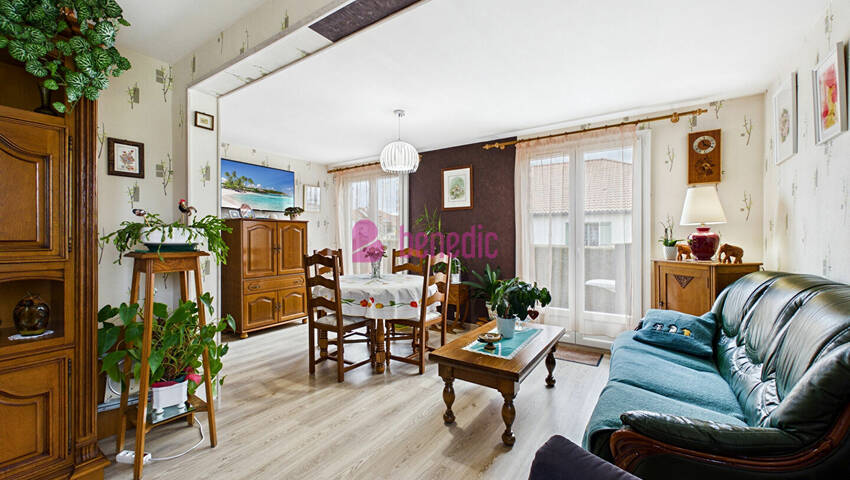 60200424d - Attribut alt par défaut.