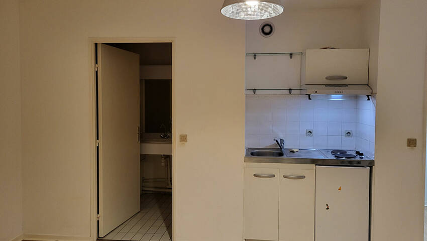 60216623d - Attribut alt par défaut.