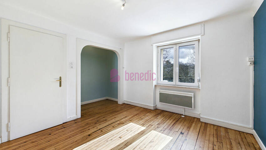 60218076c - Attribut alt par défaut.