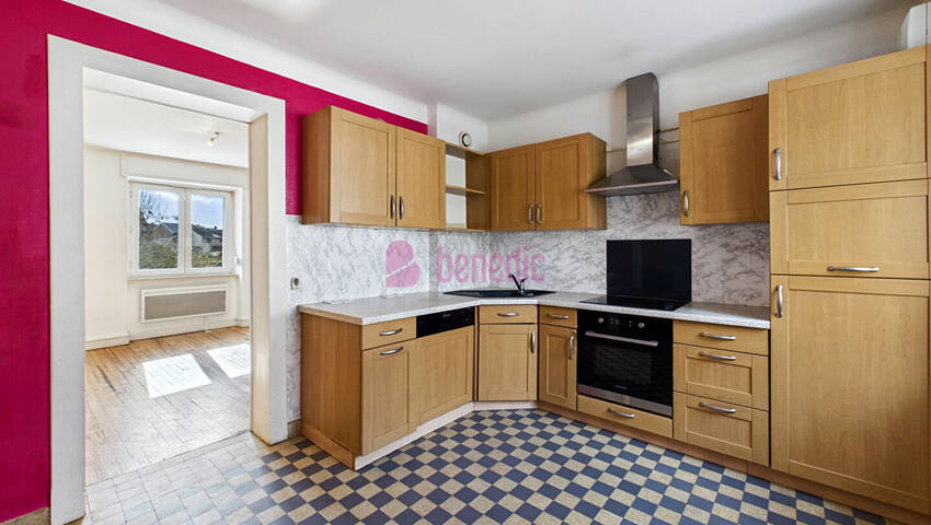 60218076f - Attribut alt par défaut.