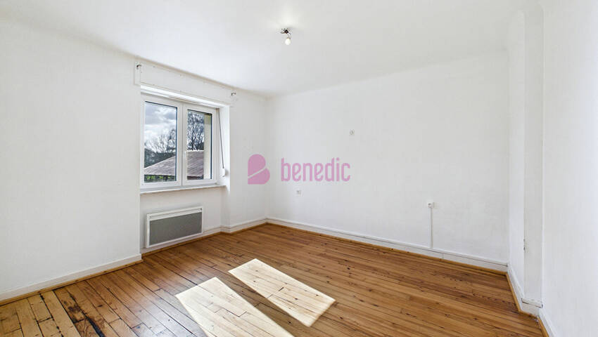 60218076g - Attribut alt par défaut.