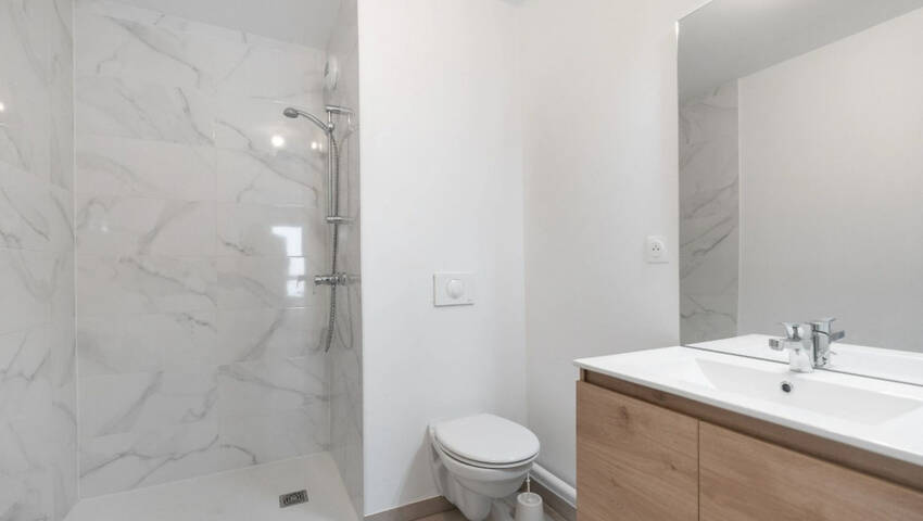 60216562d - Attribut alt par défaut.