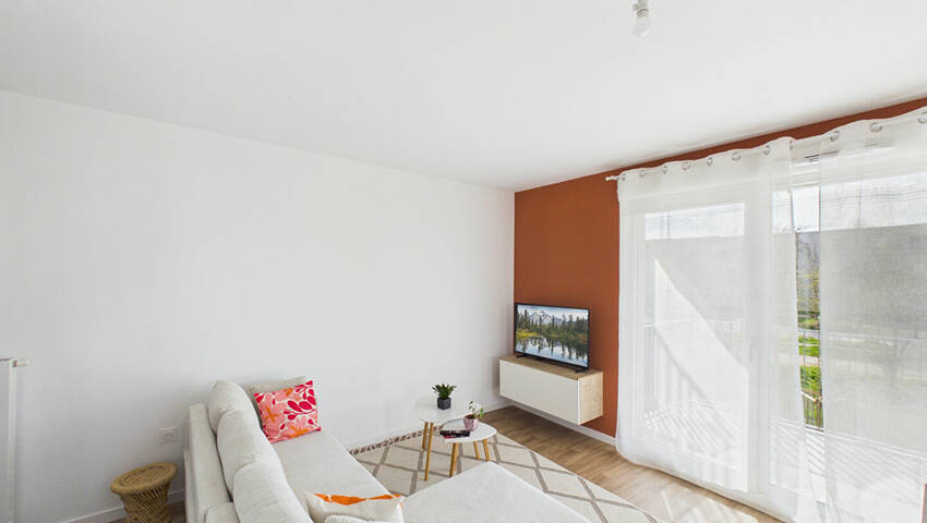 60135144b - Attribut alt par défaut.