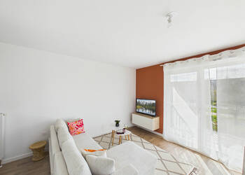 60135144b - Attribut alt par défaut.