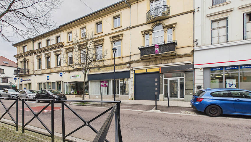 59840169a - Attribut alt par défaut.