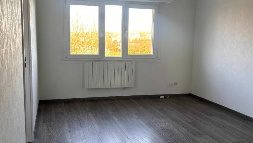 60225473c - Attribut alt par défaut.