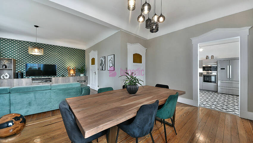 58791734c - Attribut alt par défaut.