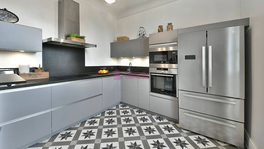 58791734l - Attribut alt par défaut.