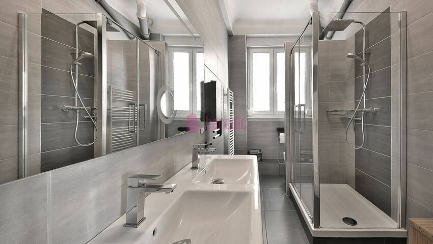 58791734m - Attribut alt par défaut.