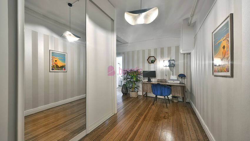 58791734p - Attribut alt par défaut.