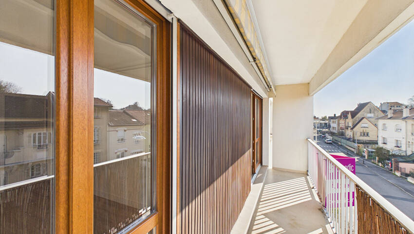 60230752i - Attribut alt par défaut.