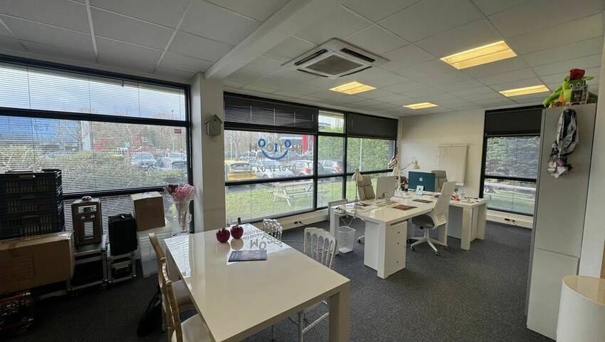 250073363 57 25780 2 - Attribut alt par défaut.