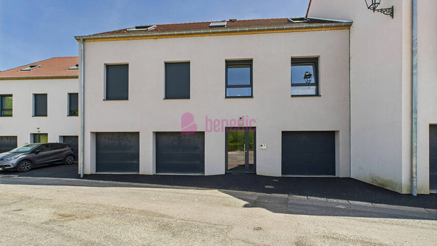 60235515b - Attribut alt par défaut.