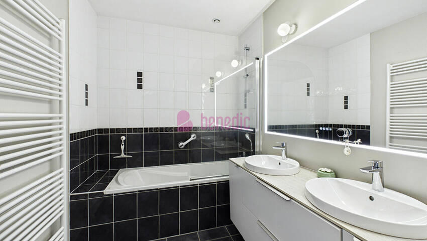 59238115n - Attribut alt par défaut.