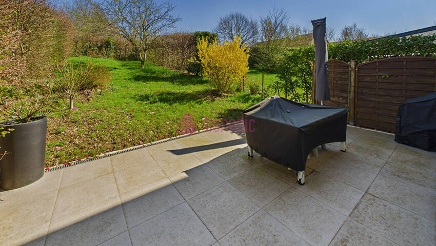 59238115r - Attribut alt par défaut.