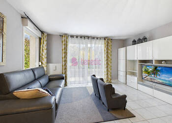 59238115c - Attribut alt par défaut.