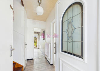 59813027c - Attribut alt par défaut.