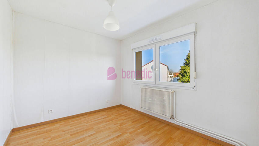 59813027m - Attribut alt par défaut.