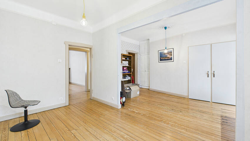 60252021e - Attribut alt par défaut.