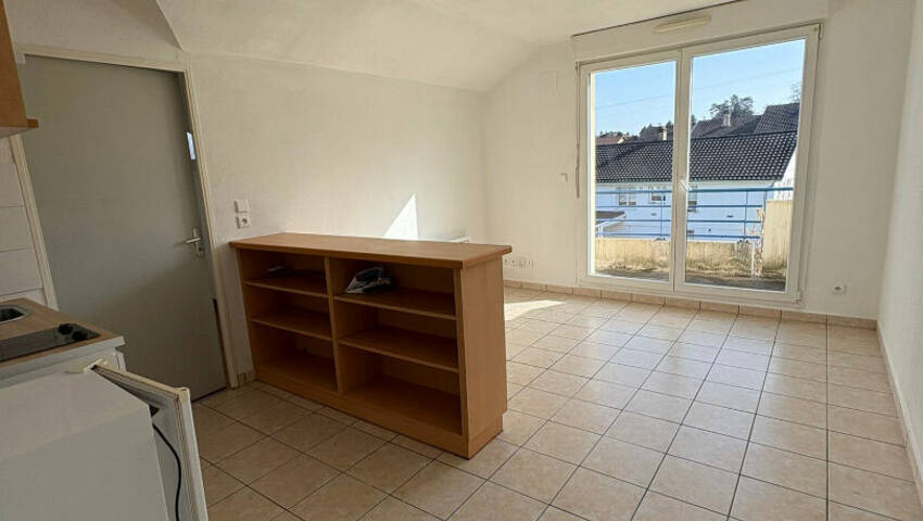 60251916b - Attribut alt par défaut.