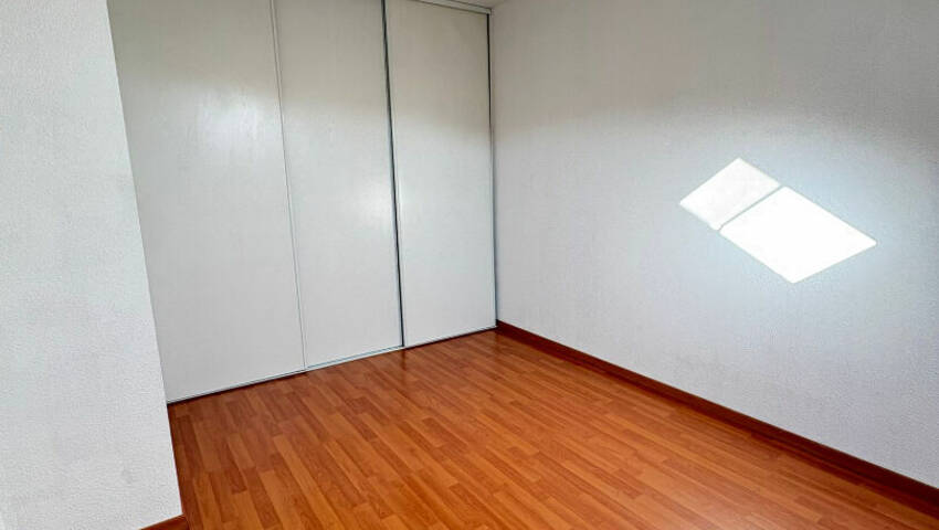 60251916d - Attribut alt par défaut.