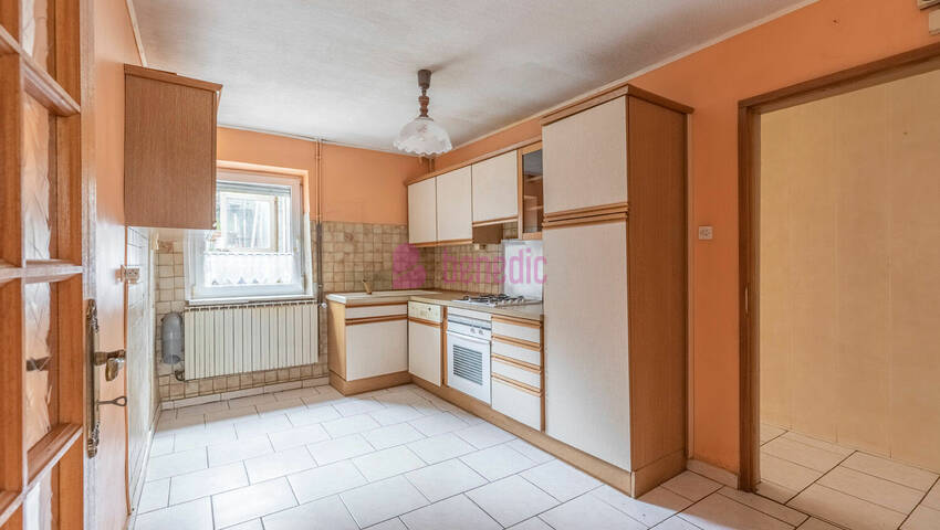 59986765c - Attribut alt par défaut.