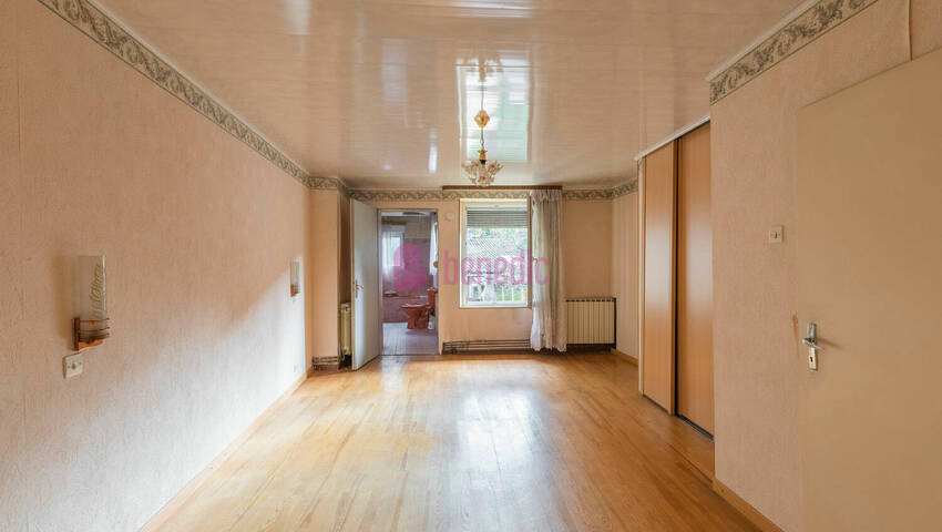 59986765k - Attribut alt par défaut.