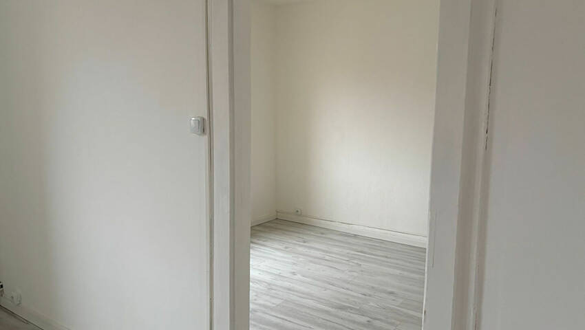 60207915c - Attribut alt par défaut.