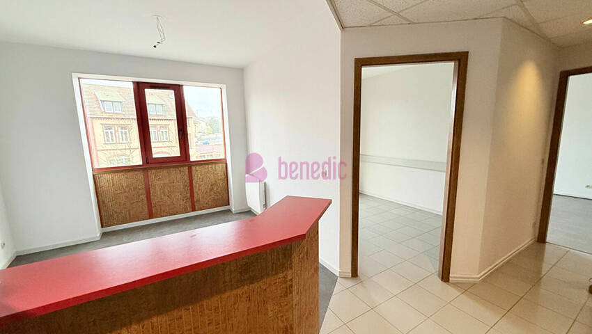 60256365a - Attribut alt par défaut.