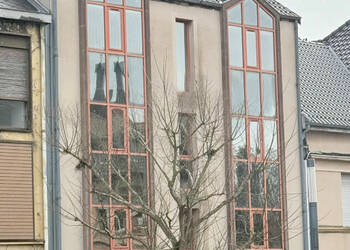 60256365c - Attribut alt par défaut.