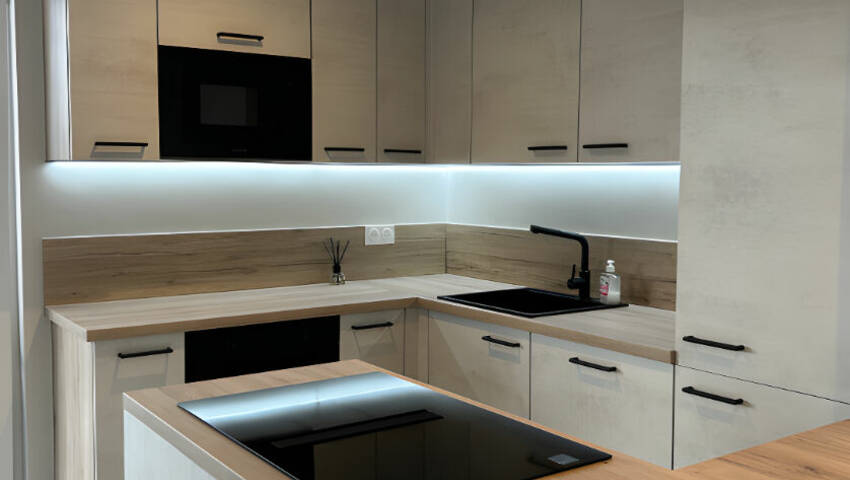 60256346a - Attribut alt par défaut.