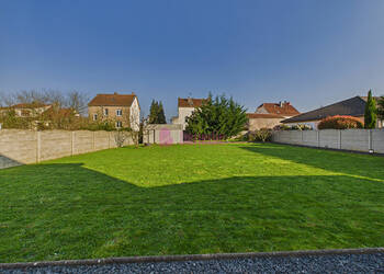 56965193c - Attribut alt par défaut.