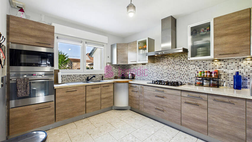 56965193f - Attribut alt par défaut.