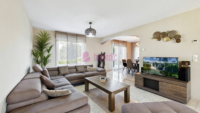 56965193j - Attribut alt par défaut.