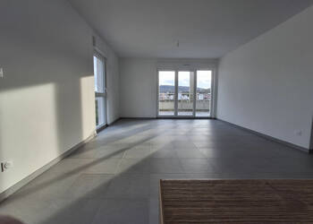 60252869b - Attribut alt par défaut.