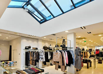 Publique 54202499 nr 3 - Attribut alt par défaut.