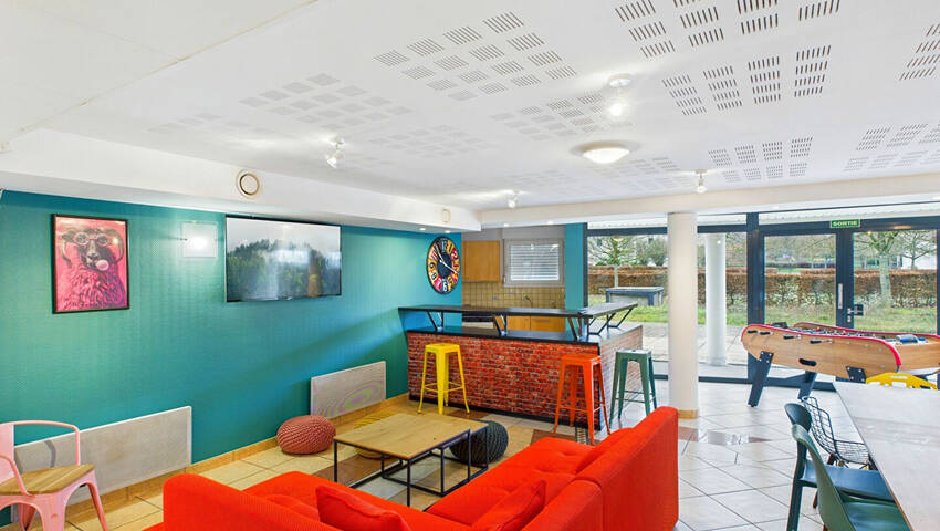 60197069b - Attribut alt par défaut.