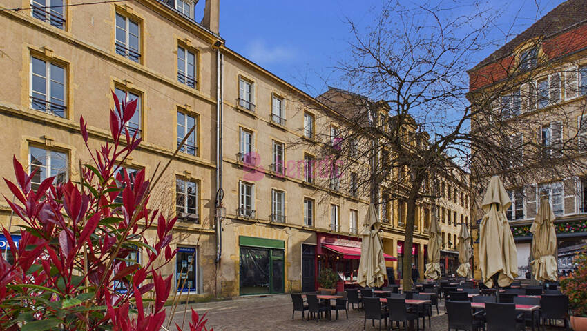 60253991a - Attribut alt par défaut.