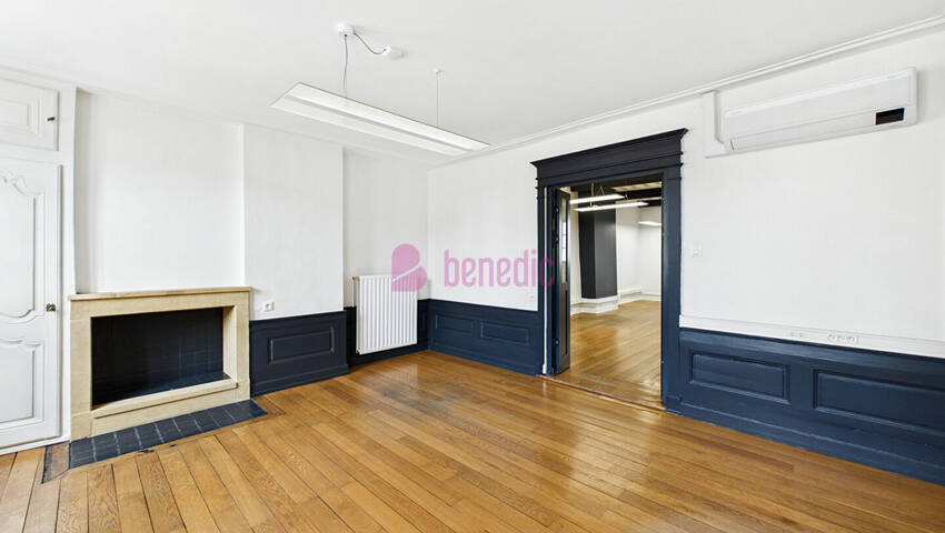 60253991d - Attribut alt par défaut.