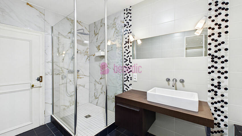 60253991l - Attribut alt par défaut.