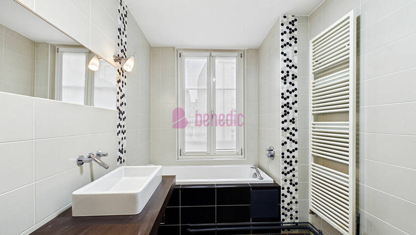 60253991m - Attribut alt par défaut.